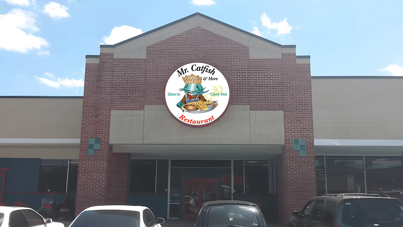 Mr. Catfish & More storefront at Eastland Plaza on Airport Blvd